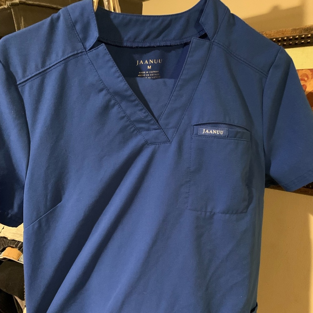 Jaanuu scrub set (Royal blue)